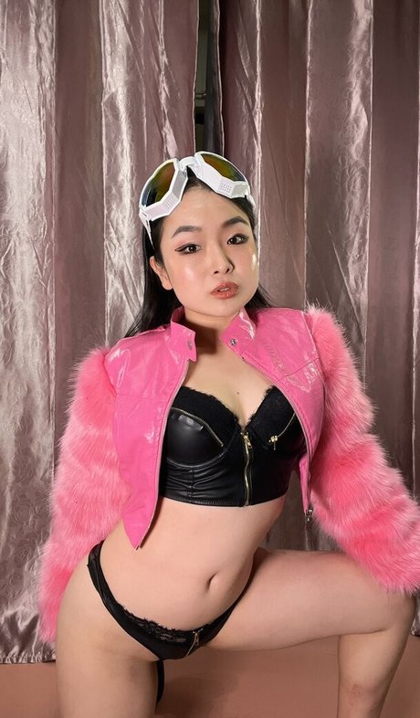 Childish Lina pornstar top photos