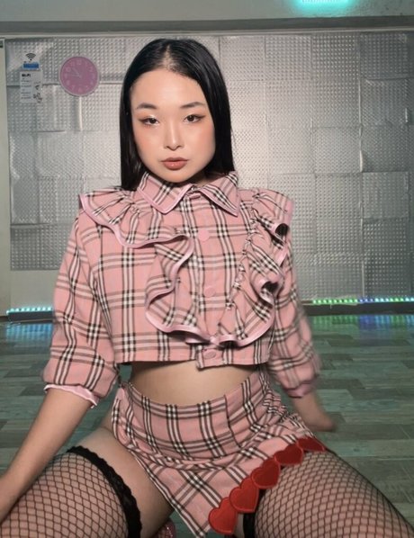 Childish Lina star art photos