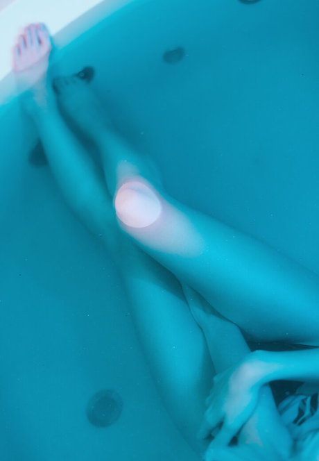 Penkarui nude pornstar img