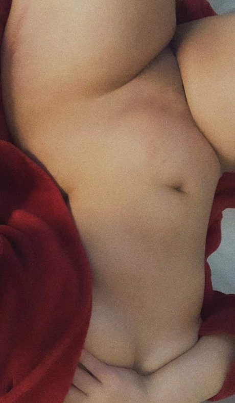 Halola model top img