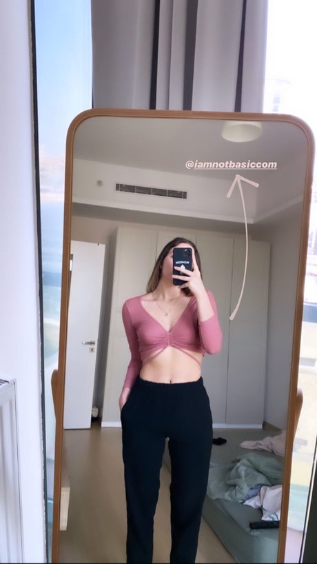 miafitz star exclusive images