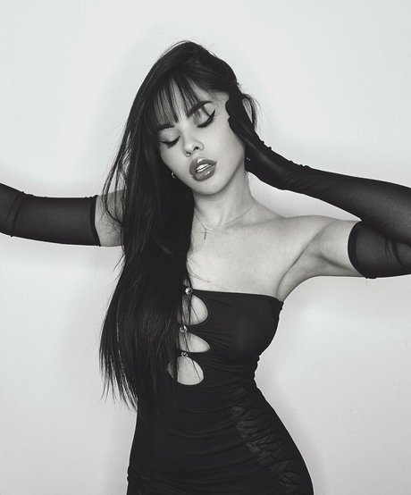 _colovic jana_ erotic star archive