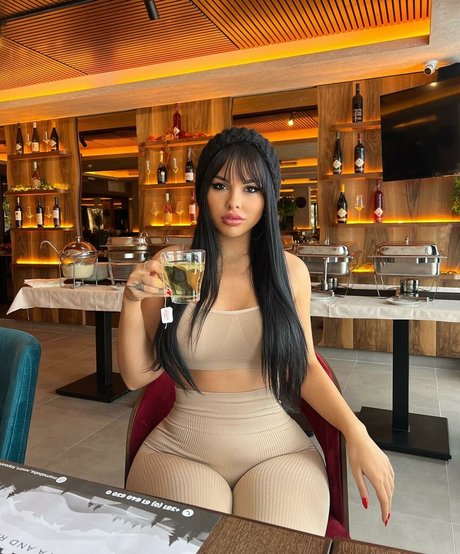 _colovic jana_ pornstar beautiful galleries