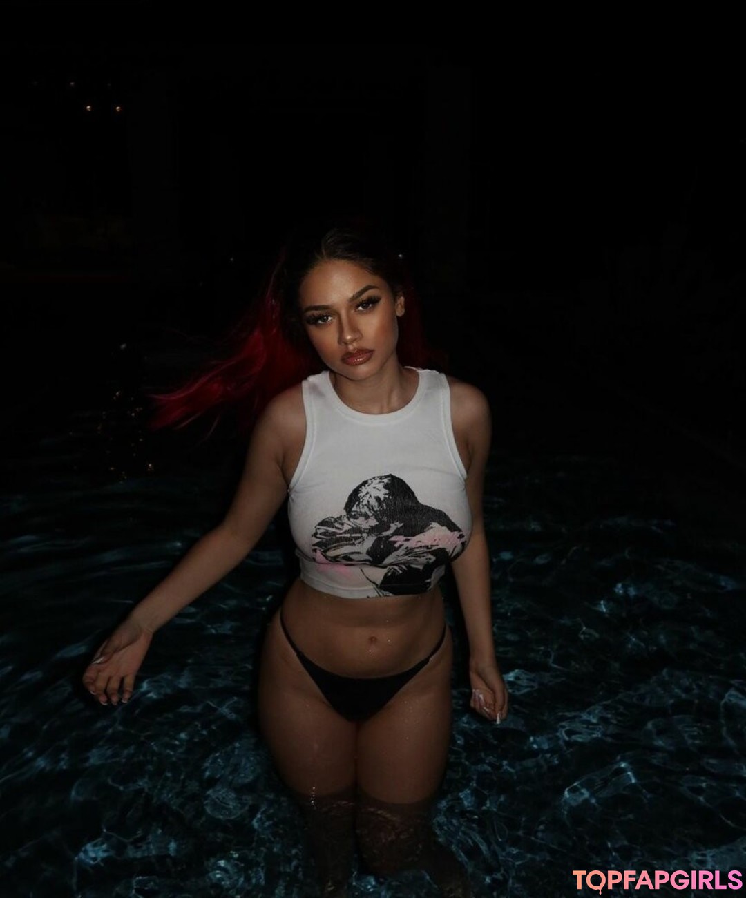 badmomzjay model perfect image