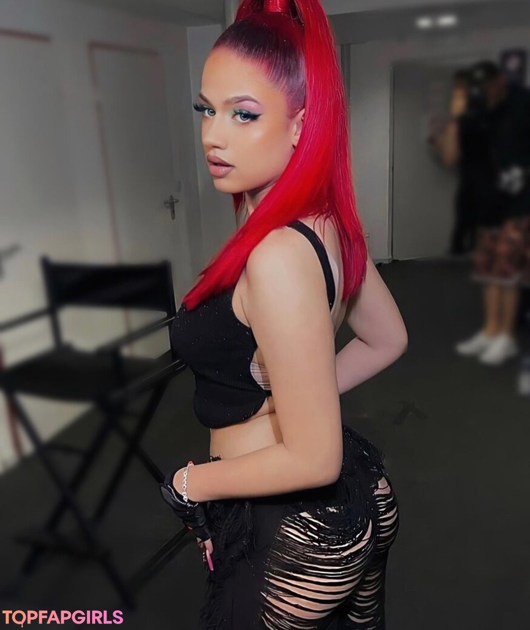 badmomzjay star free gallery