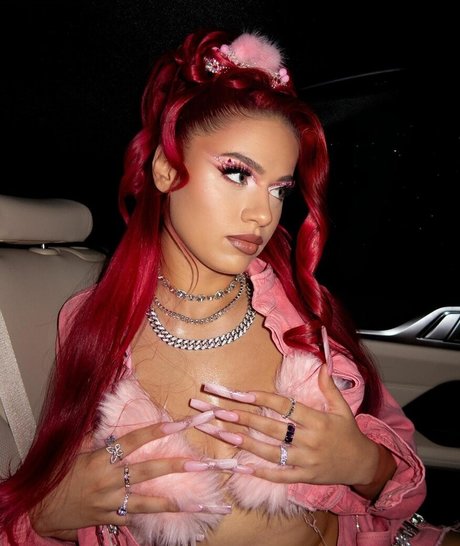 badmomzjay profile image