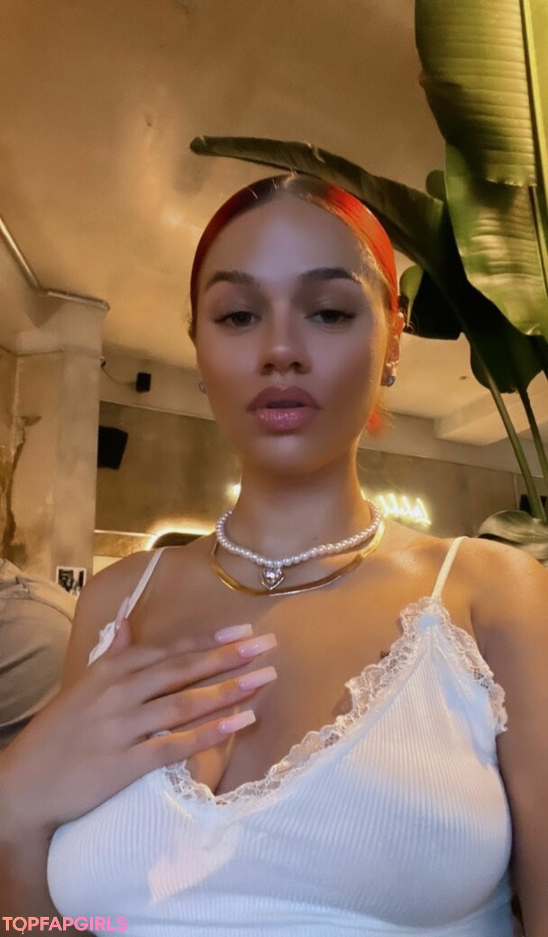 badmomzjay pretty model gallery