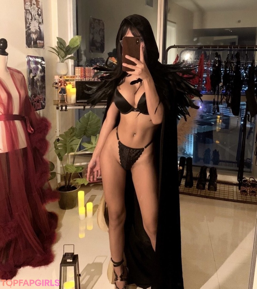Alyssa Silos adult actress gallery