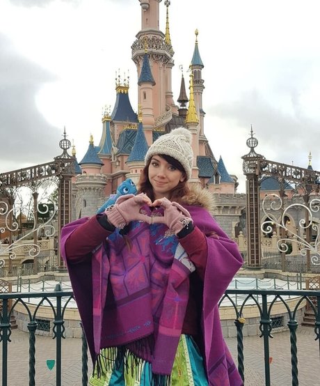 Littlejem beautiful model pic