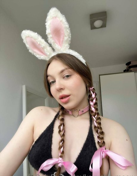 lesbians onlyfans sexy naked images