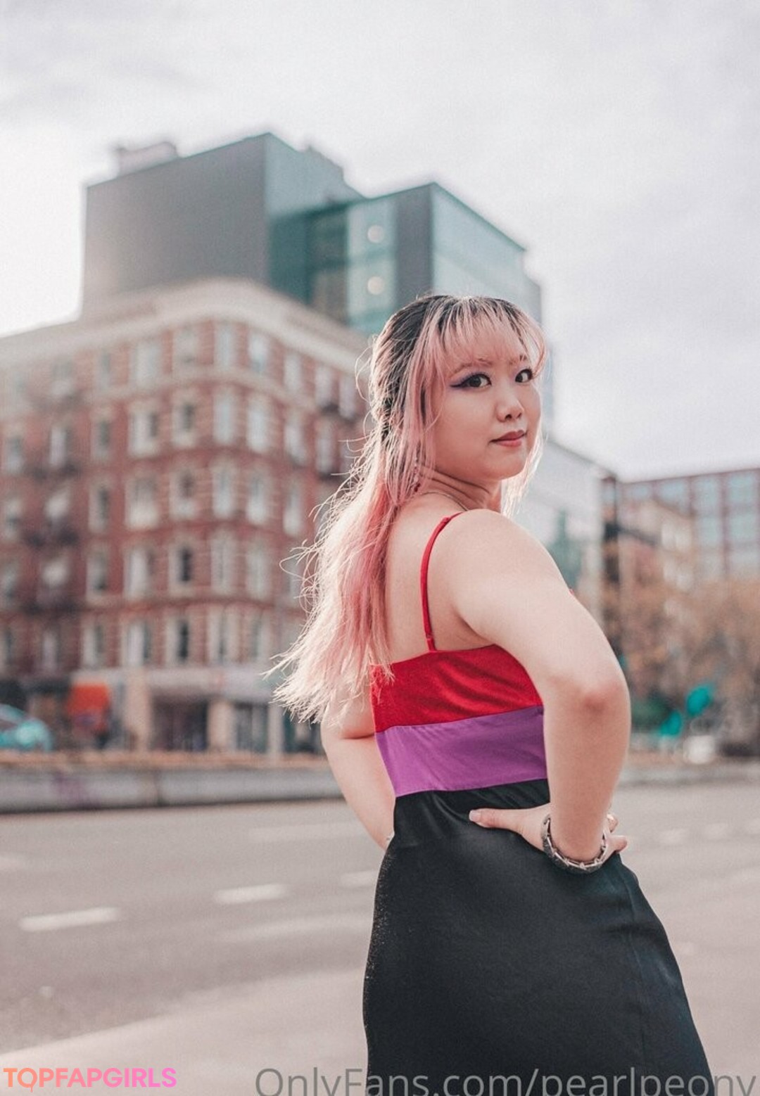 pearlpeony pornstar adult image