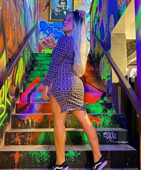 miawhitez hd star gallery