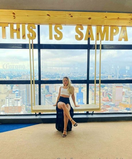 miawhitez model nice picture