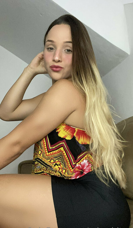 miawhitez sexy pornstar archive