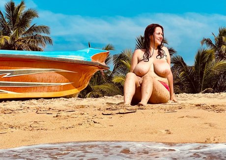 boobStruggle hd pornstar picture