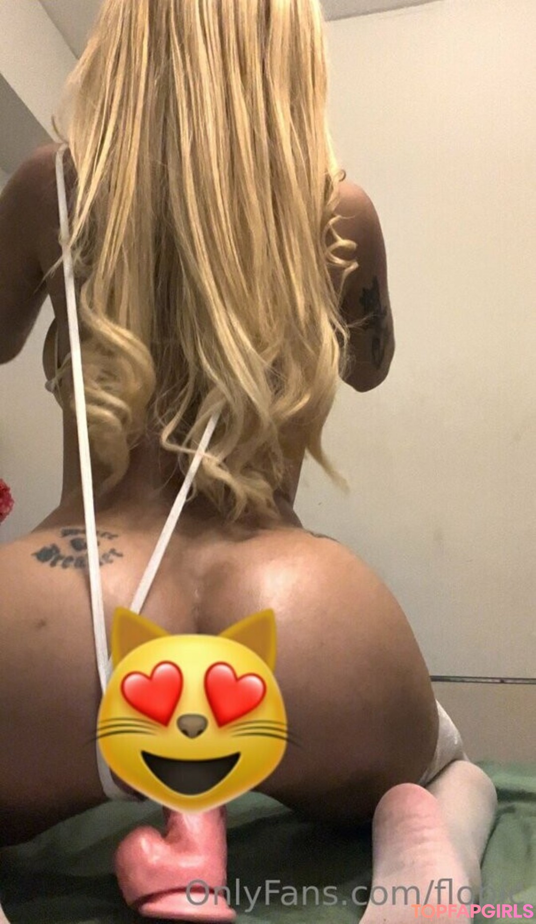 inside onlyfans xxx pics