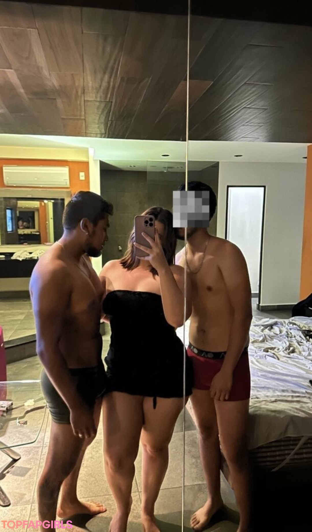 castellemx model xxx photo