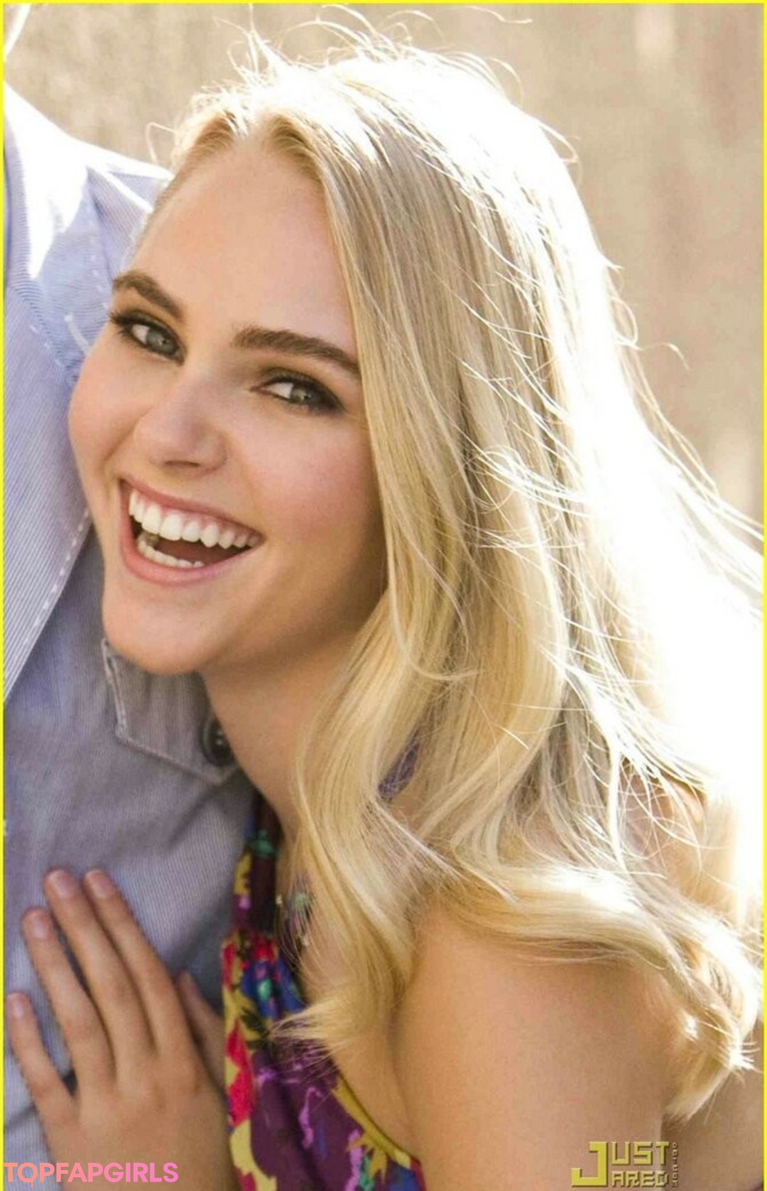 AnnaSophia Robb pornographic star pictures