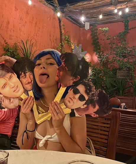 AnnaSophia Robb high quality star galleries