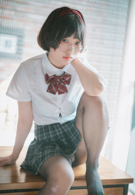 blonde natural onlyfans erotic images