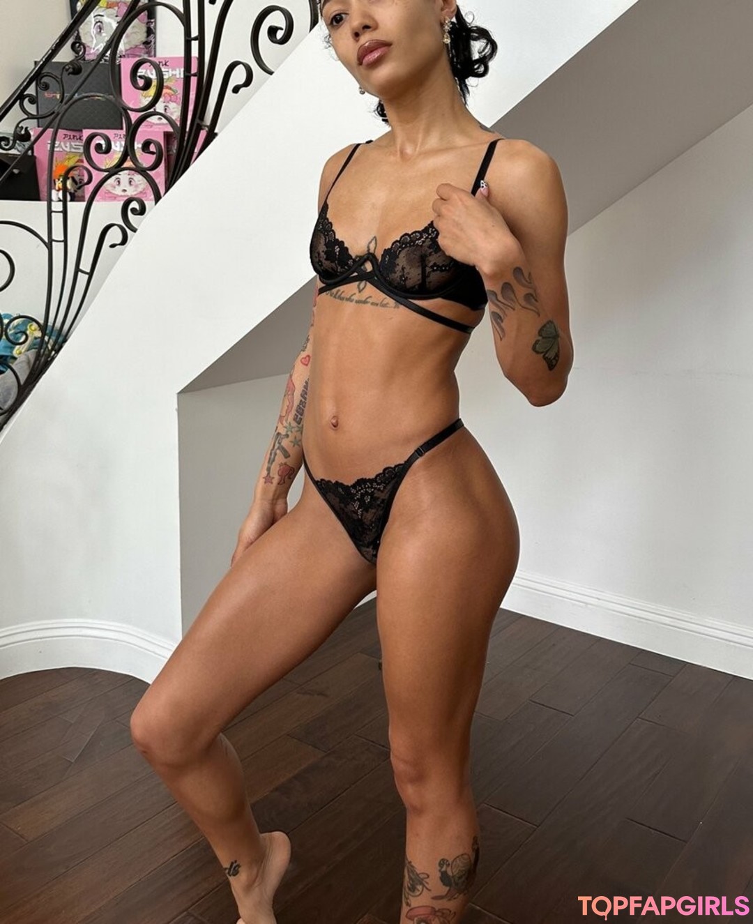 Coi Leray model adult pics