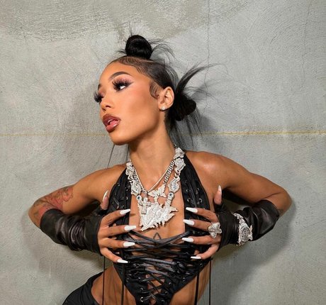 lesbians onlyfans free nude archive