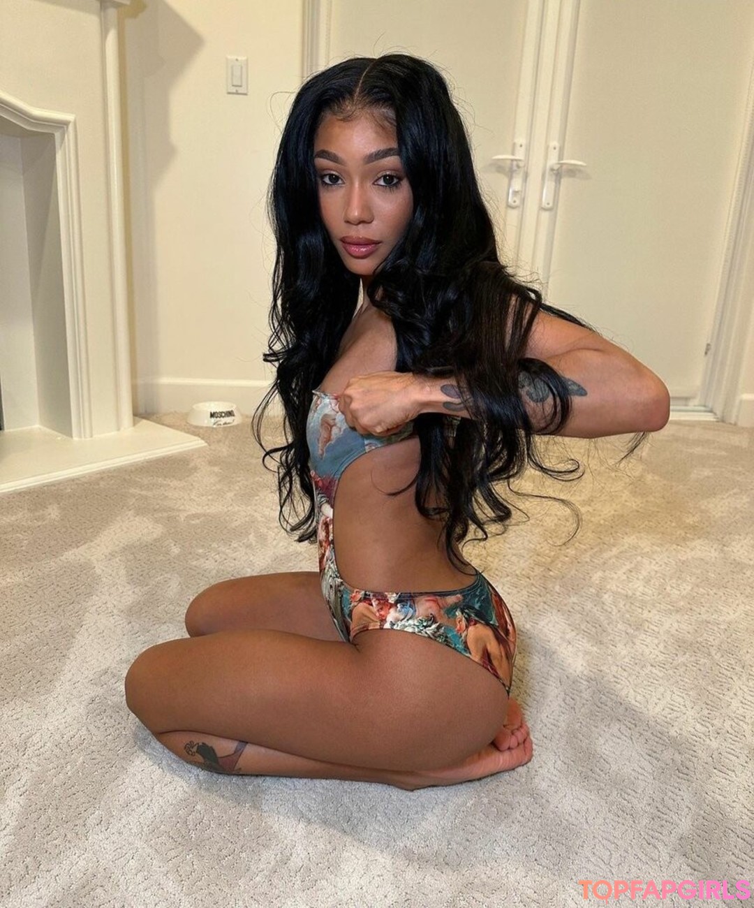 curvy muscle onlyfans beautiful naked image