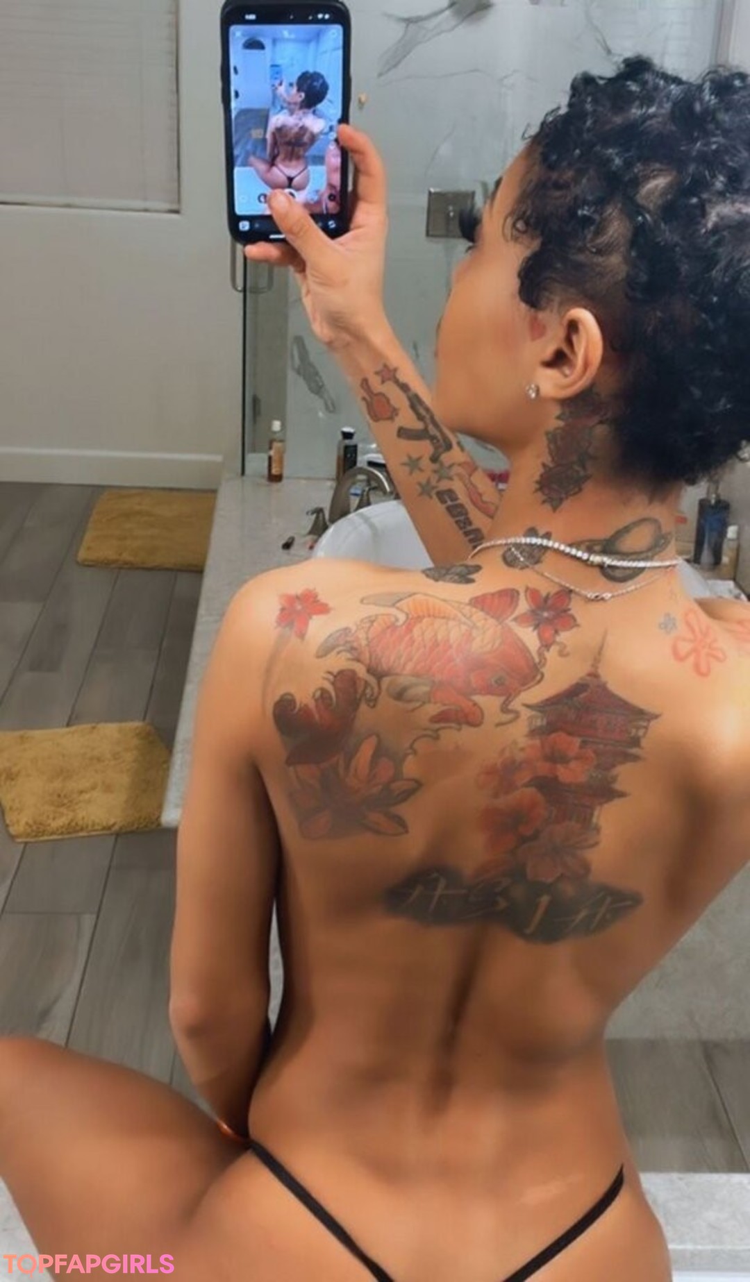milf pregnant onlyfans adult pics
