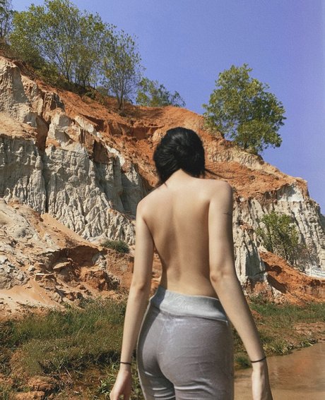 thigh high socks onlyfans nude photos