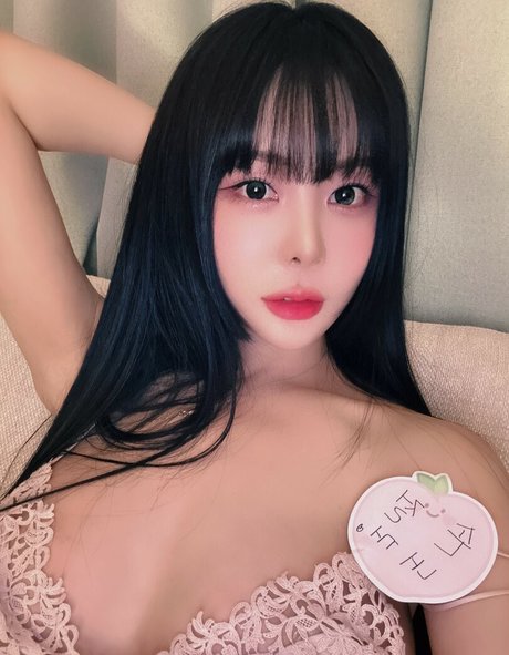 Tangle Dahee naked star photo