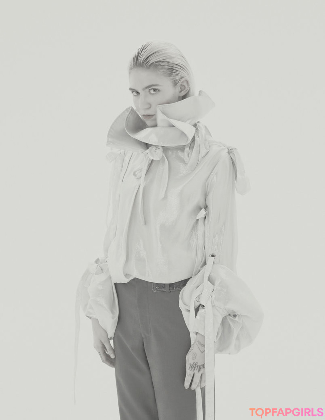 Grimes sex model images