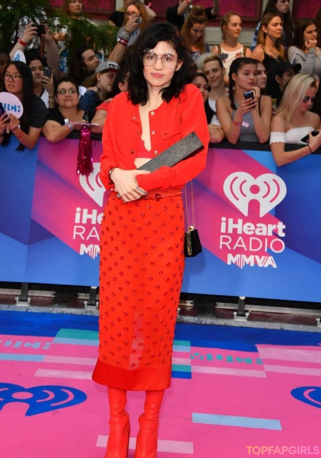 Grimes model beautiful image