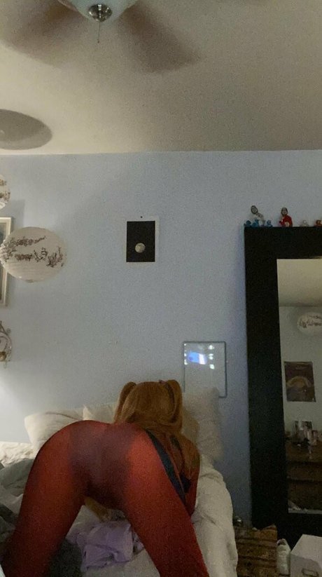 docilemoth star sexy image