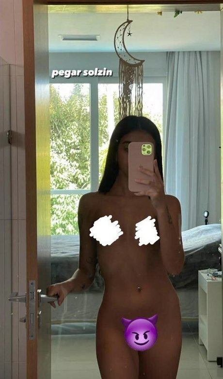 Rebeca Barreto hot actress pics