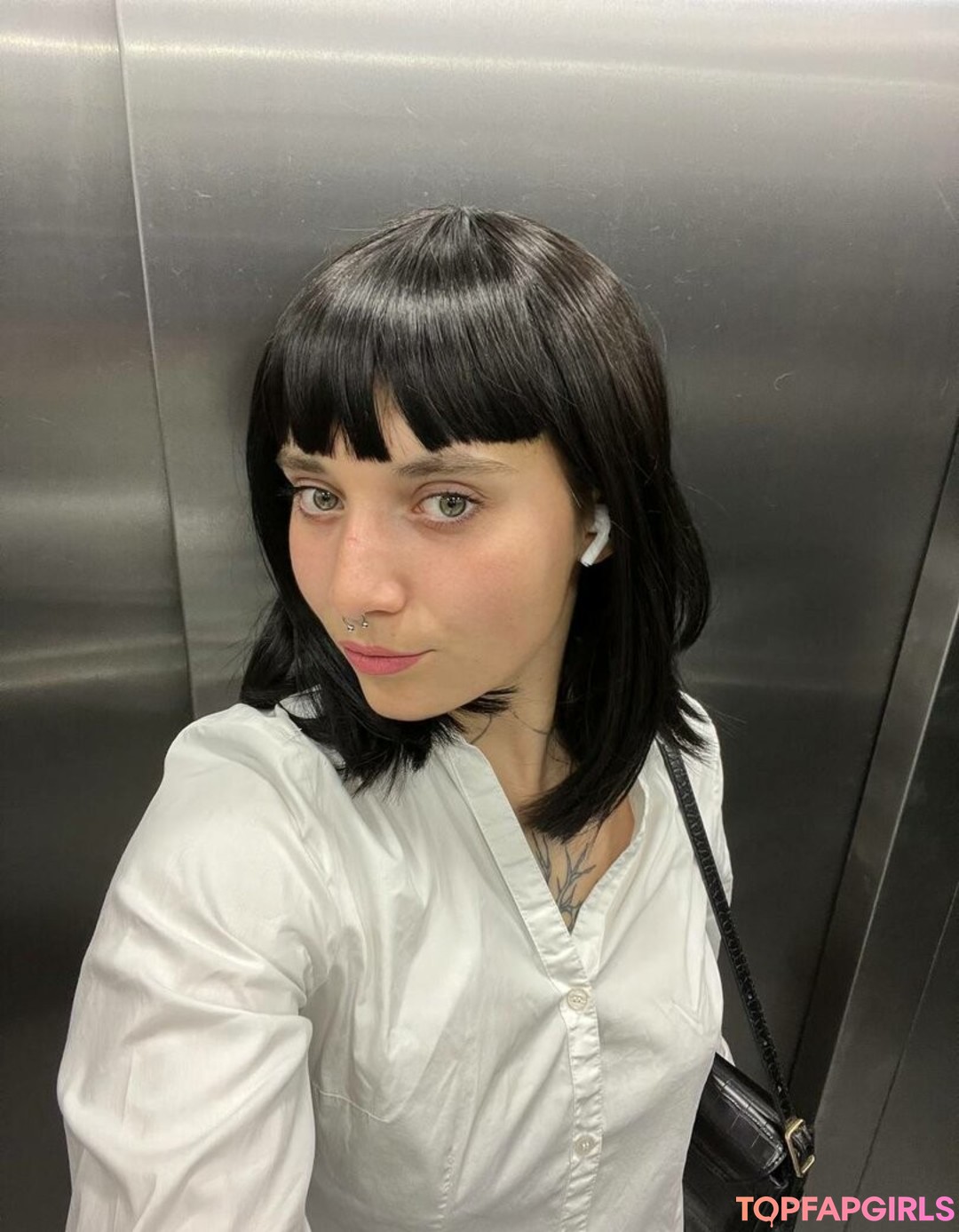 alazeya pornographic star pics