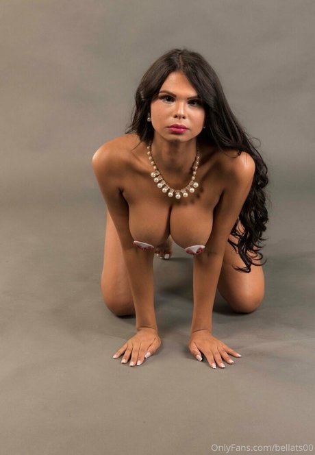 bellapussy25 model hd pic