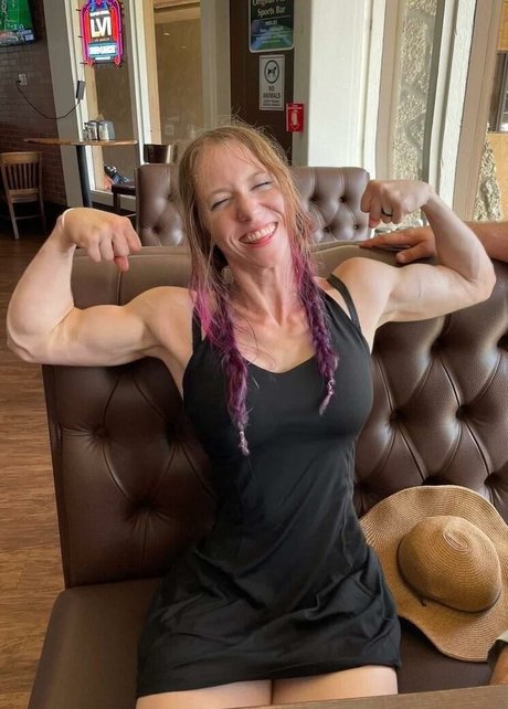 Wendy Lov nice actress images