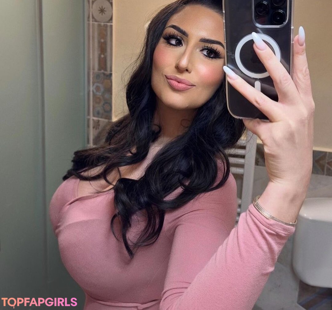 Chiara M pornstar best pictures