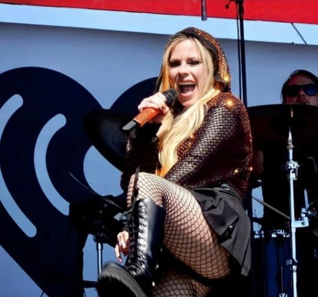 lesbian milf onlyfans erotic picture