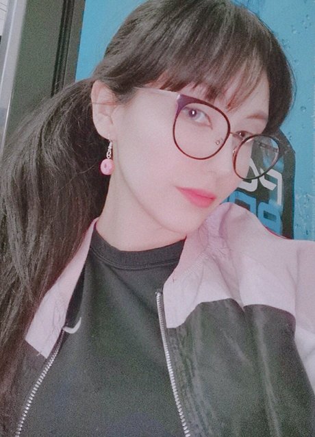 mature blonde onlyfans xxx pictures