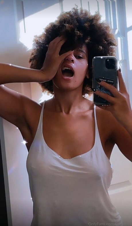 Varsenex model nude images