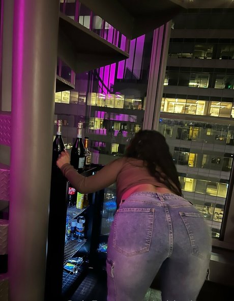 kendallknightt sexy pornstar gallery