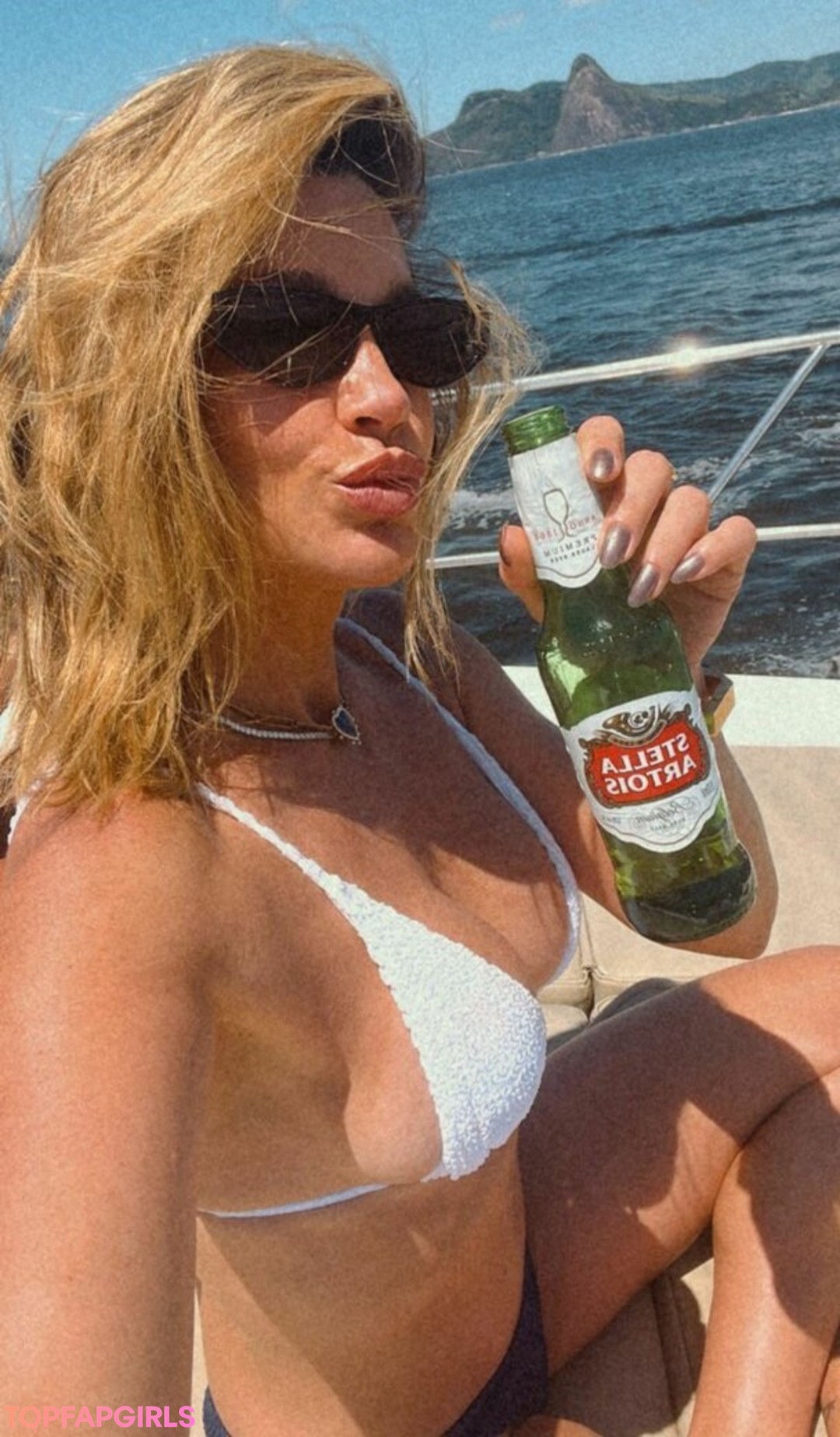 Flavia Alessandra xxx actress pics