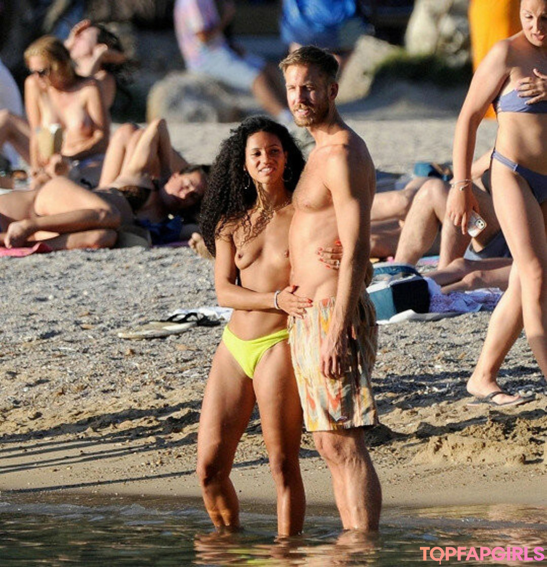Vick Hope model sex photos