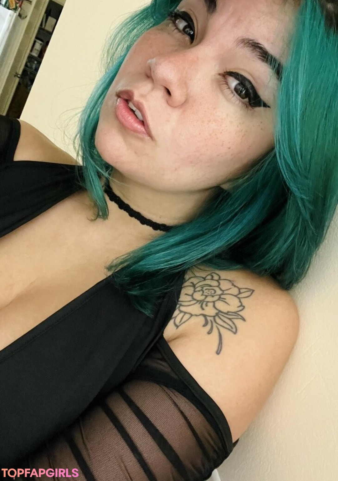 tiffanylockheart star hot photo