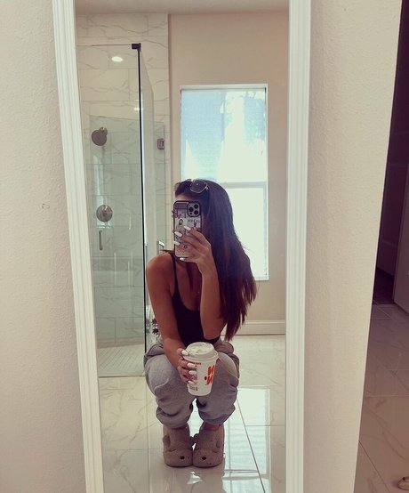 mature blonde onlyfans art nude picture