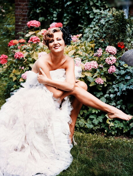 Ella Endlich model free pic