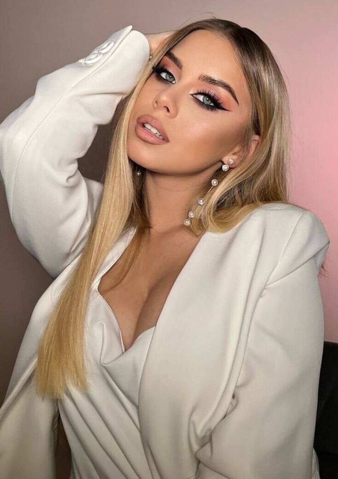 flat chested onlyfans sexy pictures