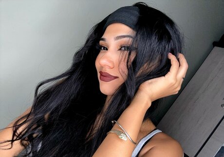 tiny onlyfans hot nude picture