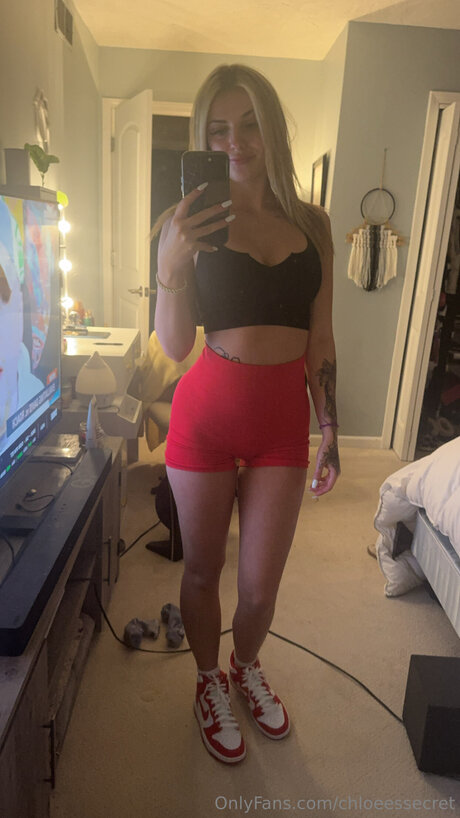 chloeessecret star best images